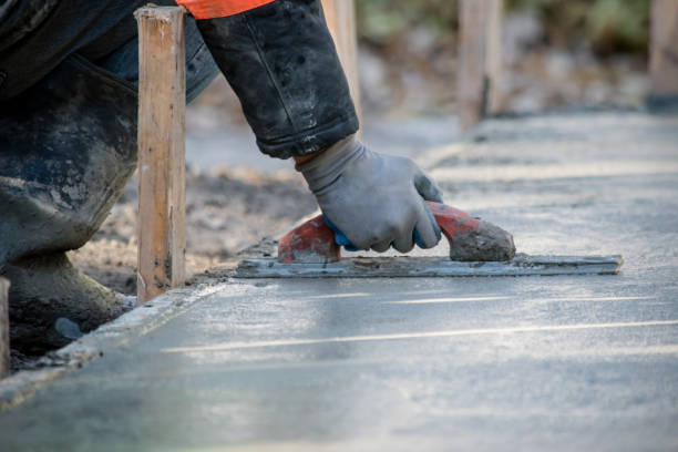 Best Concrete Walkway Installation  in Oswego, NY